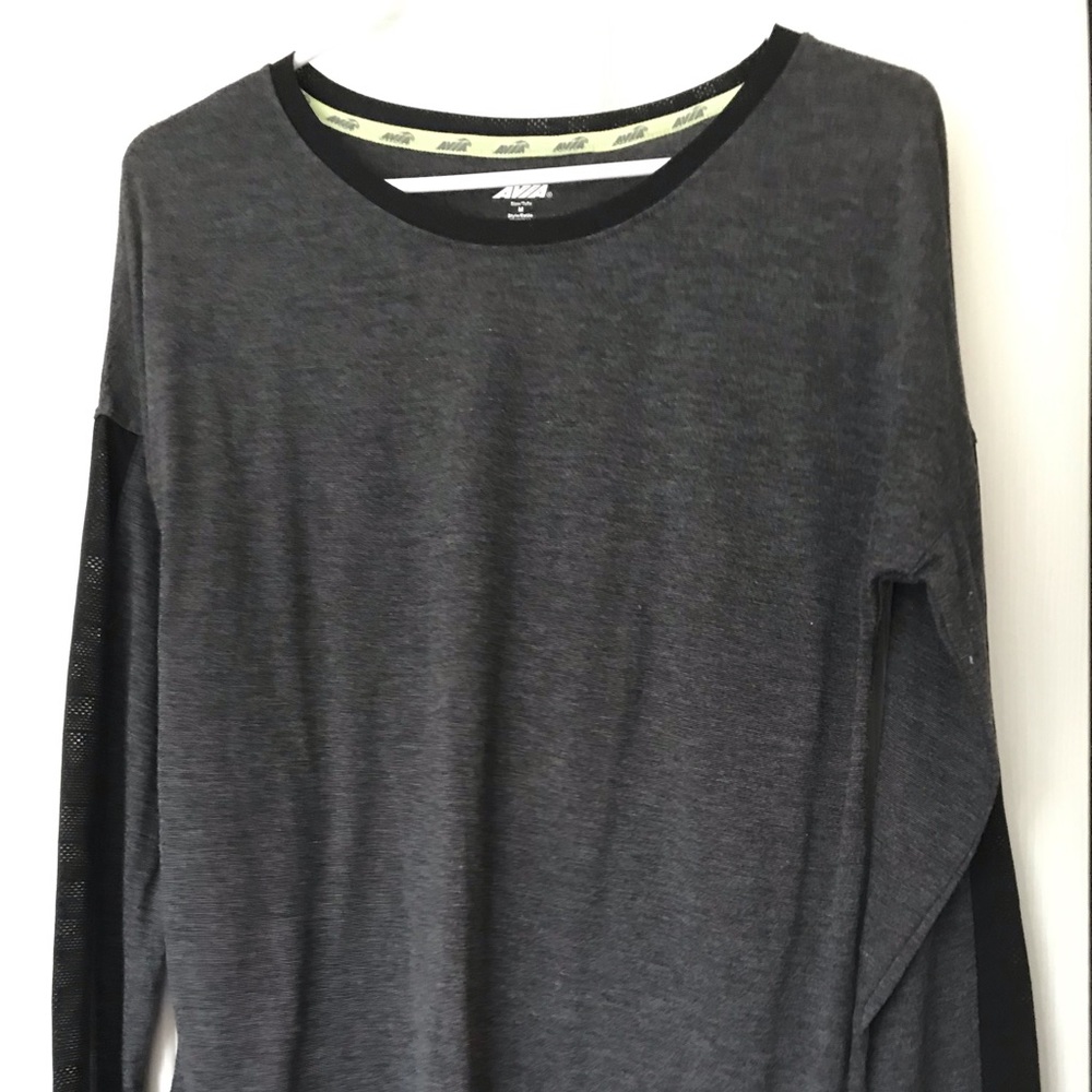 Long sleeve workout top